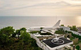 Private Jet Villa Uluwatu